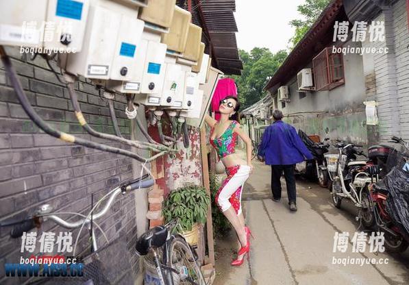 AISS爱丝(黄金版) - 西雅的高清女骑士合集，我好可能已经被她的盔甲迷住了…