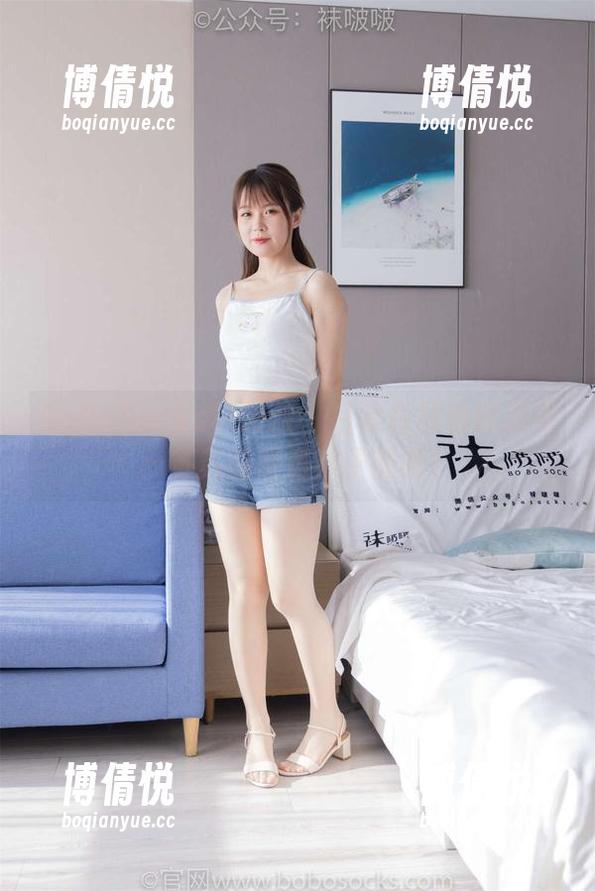 BoBoSocks袜啵啵 - 日常白袜也能发光：苏苏的网盘袜子剖析！