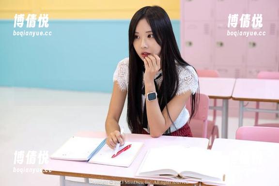 Habin夏彬(하빈)定制图集：比基尼的另一种‘攻击’方式
