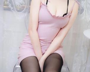 嘴巴说“不”，眼睛却不想放过这组Nyako喵子校服原图资源的诱惑