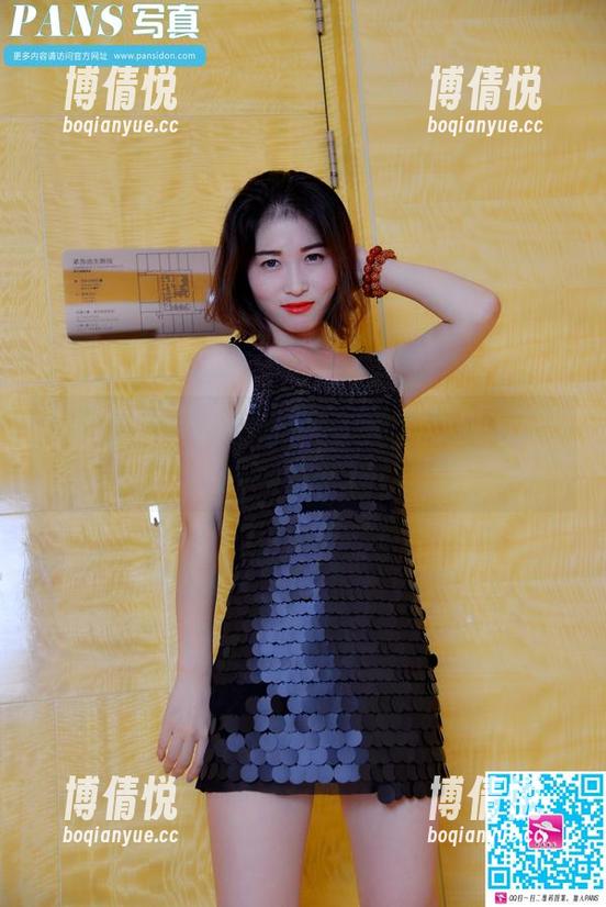 PANS - 泳池里的淘淘，连泳衣写真和图片都带着喜感！