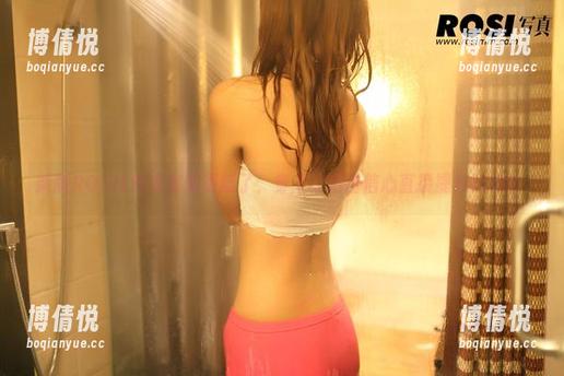 新版ROSIL内衣套图更新了，穿上之后自信心直接提升20%！