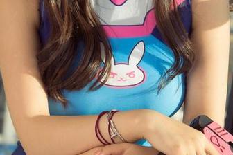 UGirls尤果网 – 瑜伽与幽默的结合：霓梓心美图中的资源一览无余！