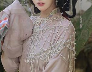 Xiuren秀人网 – 下载这份“少女”写真，我是不是就能偷偷理解梦然同学的青春？