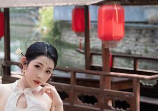 Xiuren秀人网 – 把白浅浅的写真合集当成私房剧本，剧情压根再没按套路出牌！