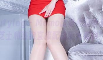 beautyleg – Momo比基尼图包必看，芝士和热狗直接配成巨大福利！