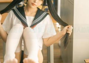 rua阮阮的居家少女图集，随性却有种迷人的同时哦