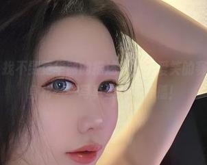 微密圈 – 找不到更华丽的描述了，不爱笑的赛琳的完美身材——写真集正式开播！