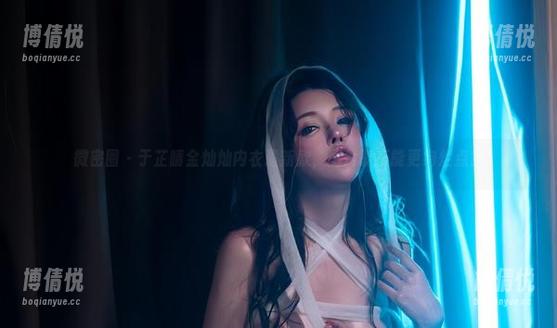 微密圈 - 于芷晴金灿灿内衣最新款，图片能不能更绚烂点？