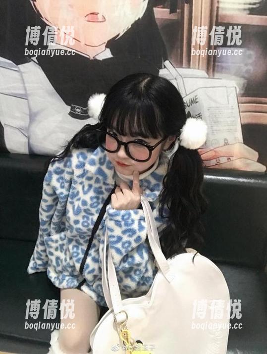 不怕！佳佳好难啊在线变魅魔，用原图挡住所有烦恼