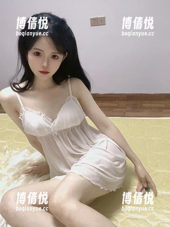 倦倦喵泳装一览，免费图片，直接上天台了！