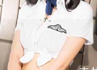 克拉女神 – 写真中的颖儿，放纵与不羁的完美交错。