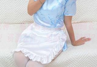 初夏女神 – 私拍时刻：柒柒的睡衣大揭秘！资源在此，想擦肩而过吗？