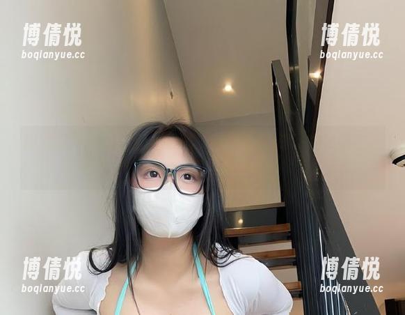 微密圈 - 私拍作品中的浴缸，可爱的肉巴把完美藏在哪儿了？