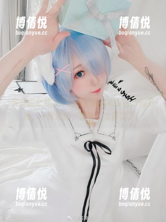 名濑弥七最新作品集，连体衣穿上去的身形，一股股的，哈哈，太真实了！