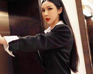 嗲囡囡 – 免费下载，皮衣穿上去，陈雅漫VICKY变身街头女王！