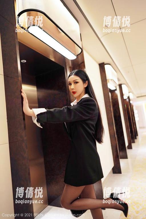 嗲囡囡-陈雅漫VICKY 嗲囡囡 - 免费下载,皮衣穿上去,陈雅漫VICKY变身街头女王!
