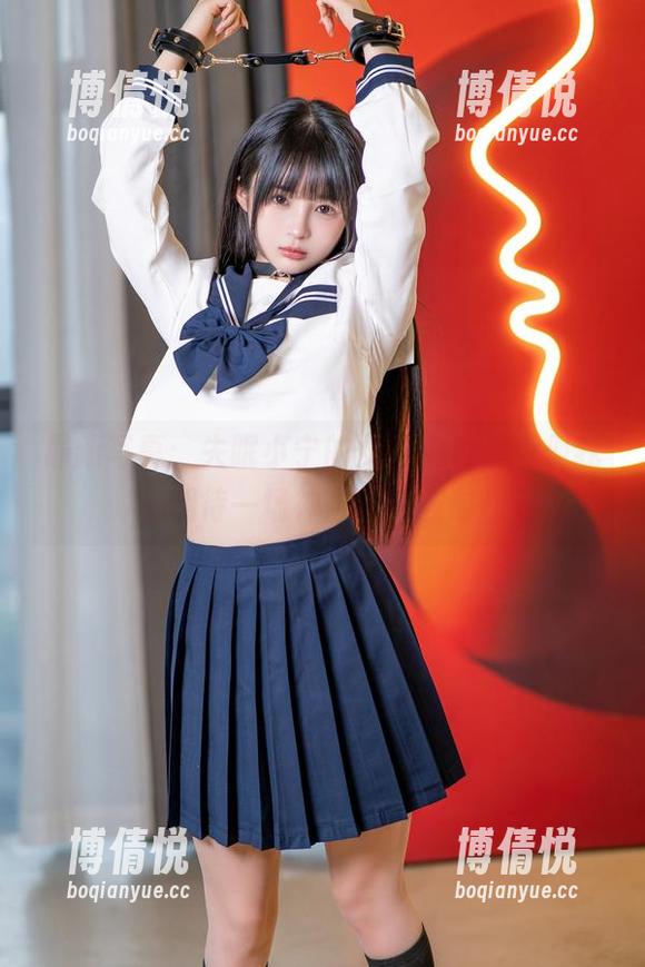 最新写真：失眠小宁的女仆角色，貌似我能期待一场神奇的洗衣时间