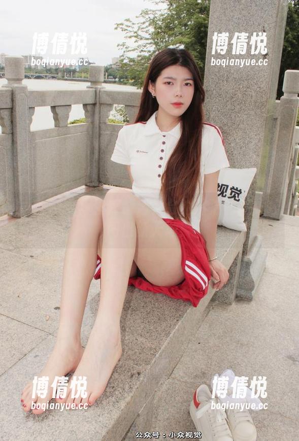 小众视觉 - 图库饶舌大会：洁洁的高跟鞋闯出新天地！