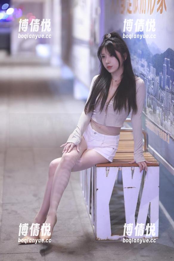 小女巫露娜日常：我一直想问，这种写真算不算她的“日常”磨练？