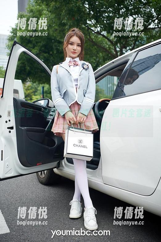 尤蜜荟 - 看到乔雅冰的黑丝，图片全套送上，连风都会脸红！