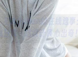 尤蜜荟 – 左冰Queen的在线逸事：裸足挑战日常，这设计良心出奇！