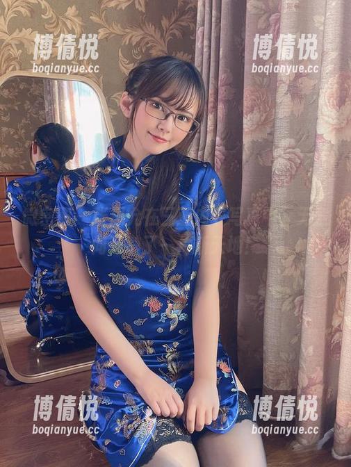 微密圈 - 张思允在三亚内衣写真中，无意间开辟了一片新天地！