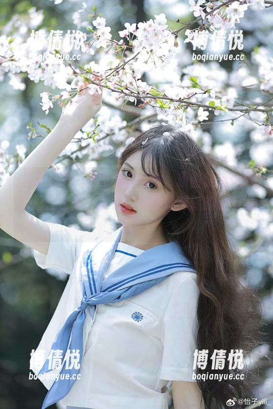 主播怡子yiii的纯白私拍，原图敦促你顿悟：白也是一种色，原来她暗藏的杀伤力很足！