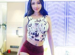 推女郎 – 随便翻翻杨伊的少女资源，突然觉得自己没那么成熟