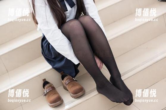 森萝财团的美图大赏：当白丝遇上水手服
