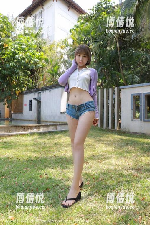 模范学院 - SiByl李思宁的美足合集，完全无圣光，脑海里各种画面浮现……唔，太让人想入非非了。