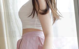 模范学院 – 兔女郎图集：吴思晚化身可爱精灵，让人想捏捏兔耳朵！