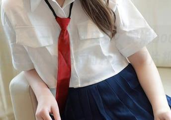 模范学院 – 一件定制皮衣，鲍妮boonie穿上后就像味道独特的料理，图片却还不够香。