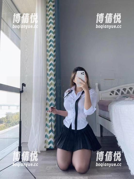 微密圈 - 精选暴击，洁己u携手圣诞双美的美图，让人一言不发…