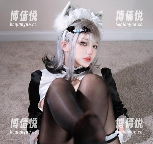 业内流传，这组由狐洛洛子拍的女仆天使美图影响了无数人的审美！