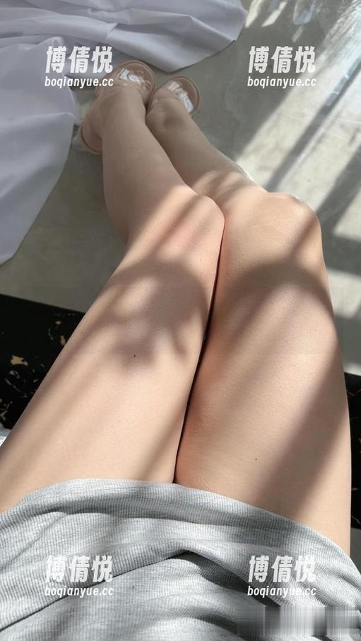 微密圈 - 美脚合集与猪饲料，谁说配不上？