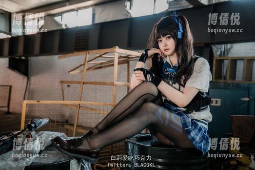 爆款预警！白莉爱吃巧克力的自拍套图，谁能抗拒下载的诱惑？