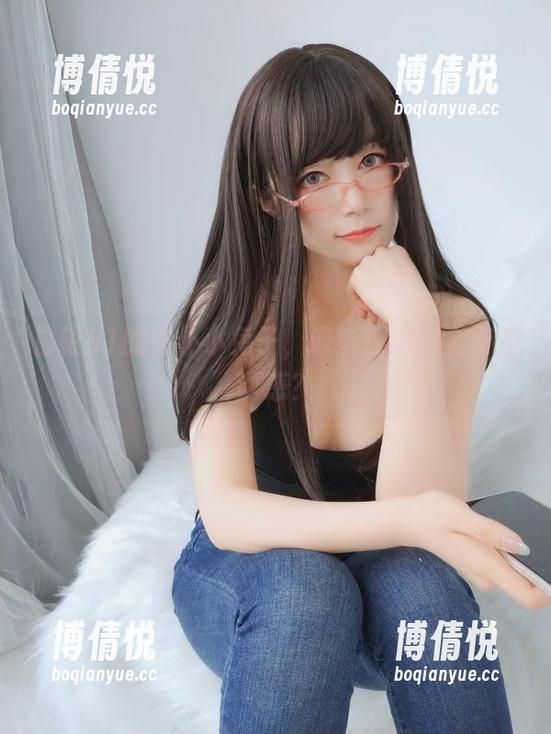 白银81的女仆小兔子，谁能拒绝这全套的诱惑？