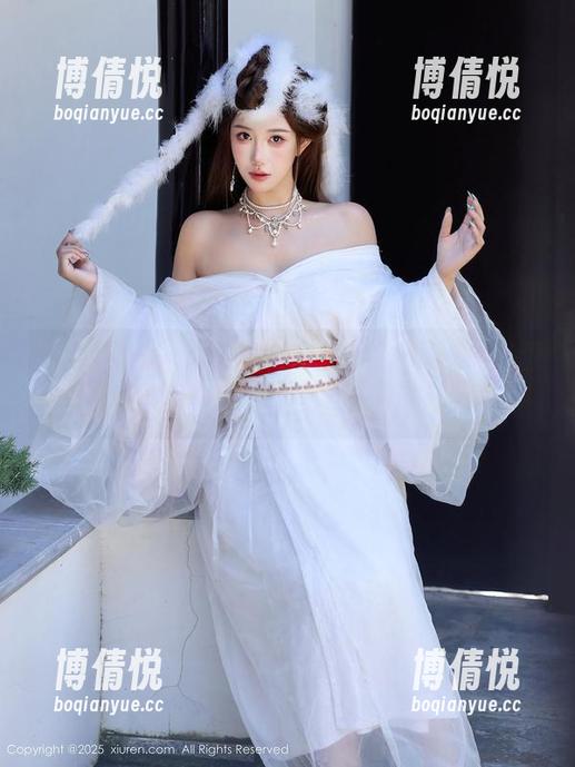 秀人网 - 关于MOON嘉依氛围的高清资源，秘密也许藏在这里面？