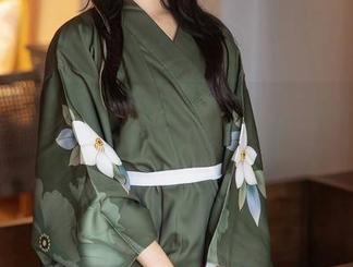 秀人网 – Mila豆嘟嘟的图集精选——网袜也能成为你的新朋友！