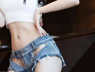 秀人网 – 加朵babe的秘书写真，你看那姿态，似乎在说着很多话。