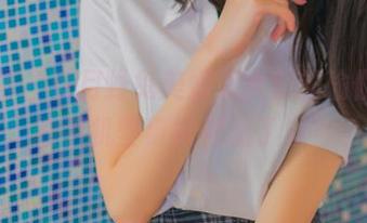 秀人网 – 看月野兔美妞划水似的瑜伽，你的手机壁纸被刺激了没？