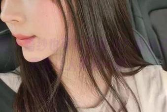 微密圈 – 婚纱也可以无圣光？童小芯的写真真让人耳目一新。
