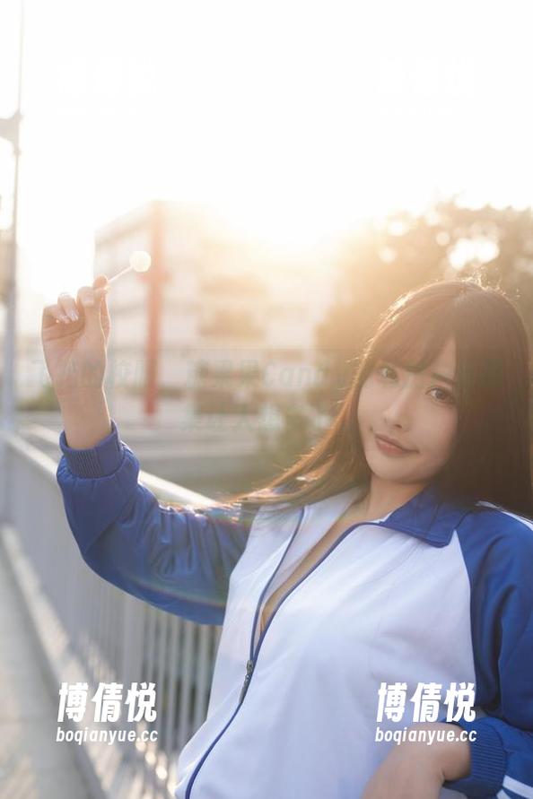 飞扬的校服，糖果果Candy的私房户外图集让人想多了...