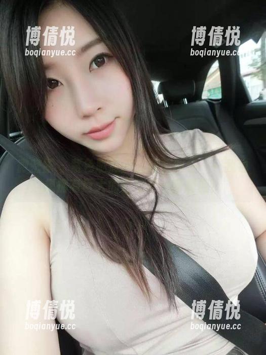 微密圈 - 紫色哒豚豚的制服图包——我也想拥有巨大的自信和一身制服！