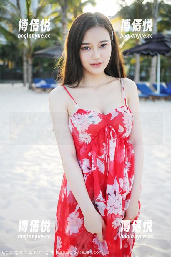 美媛馆 - Abby王乔恩的婚纱套图：从头到脚都流露出不走心的气质