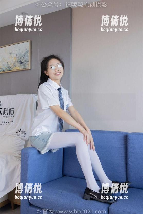 袜啵啵 - 原图里的熊熊和她的NB运动鞋，精选中夹杂着不羁的灵魂