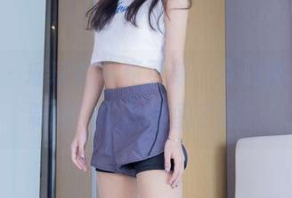 袜啵啵 – 瑶瑶的写真更新，你们收到“JK制服”的邀请函了吗？