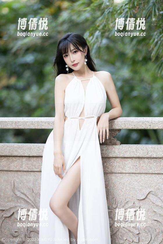 语画界 - 徐莉芝Booty最新图集，光影交错，温柔扑面而来，让人欲罢不能的样子。