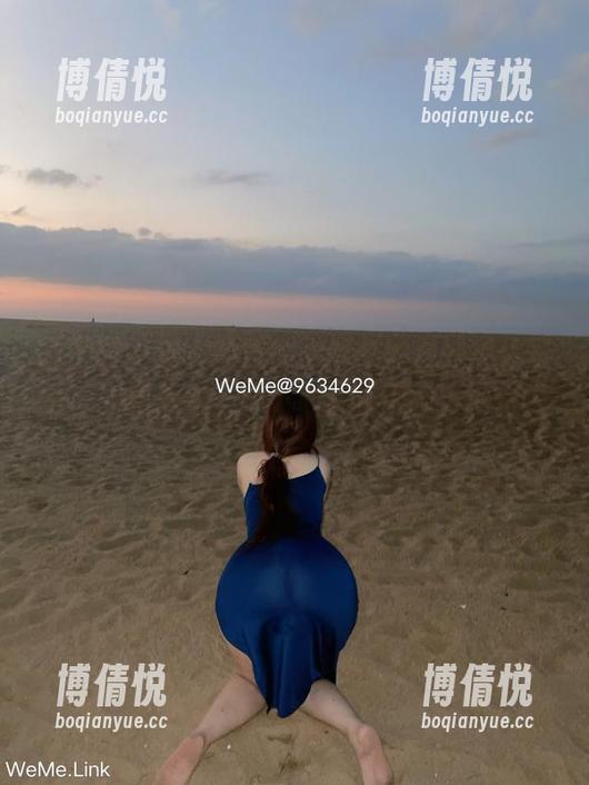 微密圈 - 迷人的五姨太带来的曼妙美体写真，下载后我一不小心就发展成了期待症。